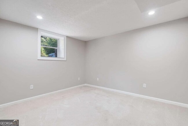 Building Photo - 1447 Southland Vista Ct NE