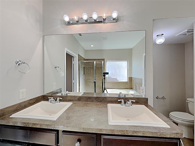 Building Photo - 620 Rio Bravo Dr