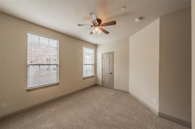 Building Photo - 4205 Riverview Dr