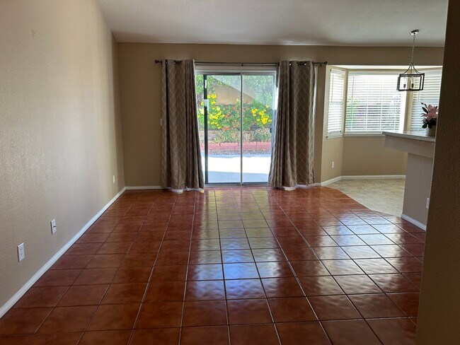 Building Photo - Single story home at Desert Shores