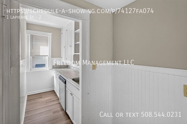 Building Photo - 1 Lapierre St