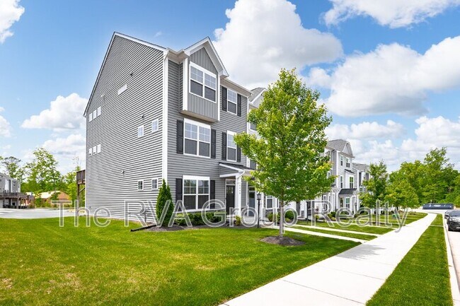 Building Photo - 6448 Cassia Loop