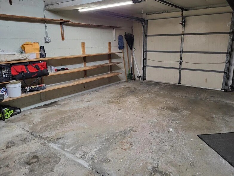 Building Photo - 2857 NY-9D