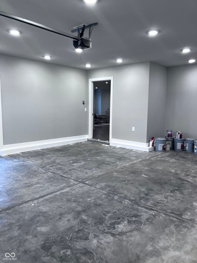 Building Photo - 8514 Broad St