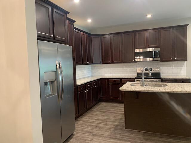 Building Photo - 1308 Russell Springs Dr