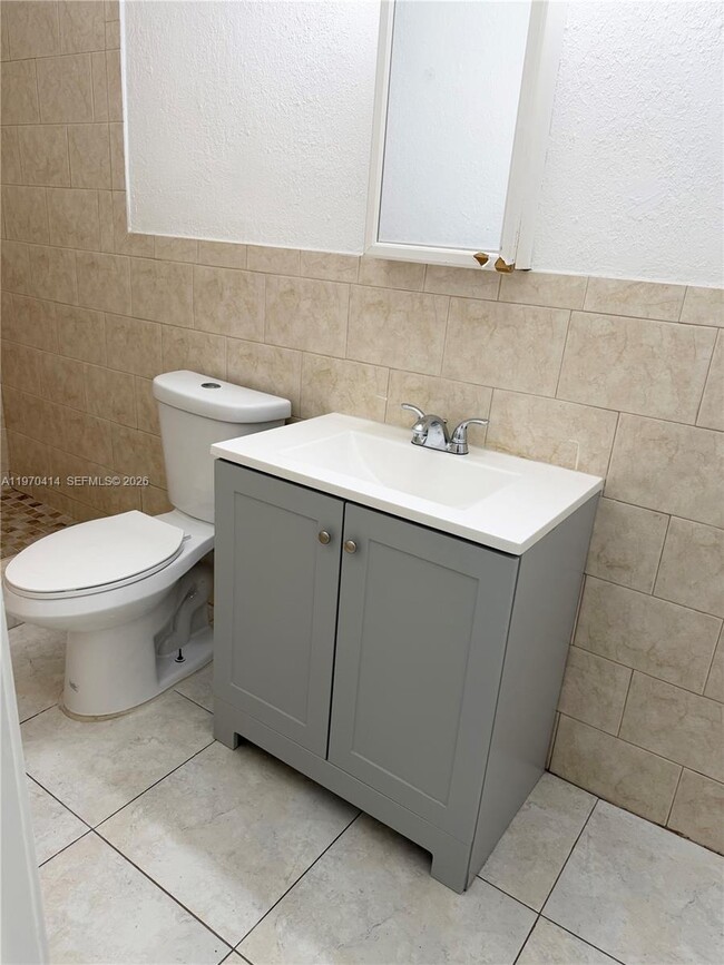 Building Photo - 7811 NW 66th Terrace