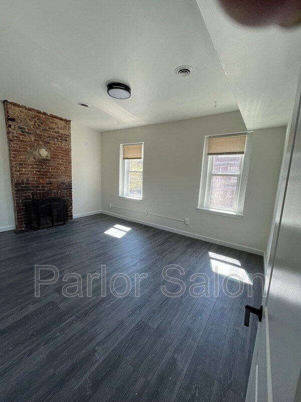 Building Photo - 2200 E Main St