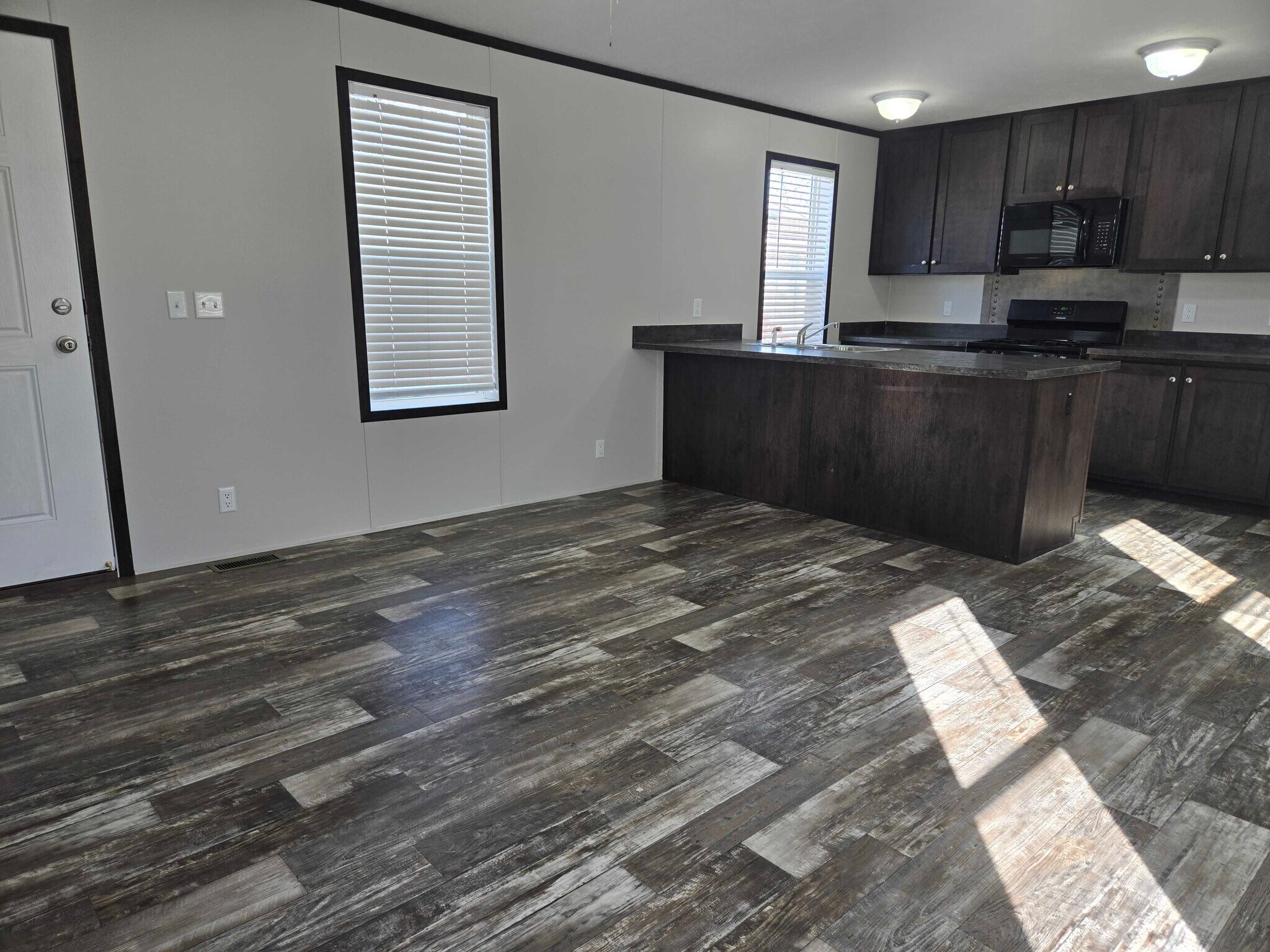 Building Photo - 3510 N 9th St