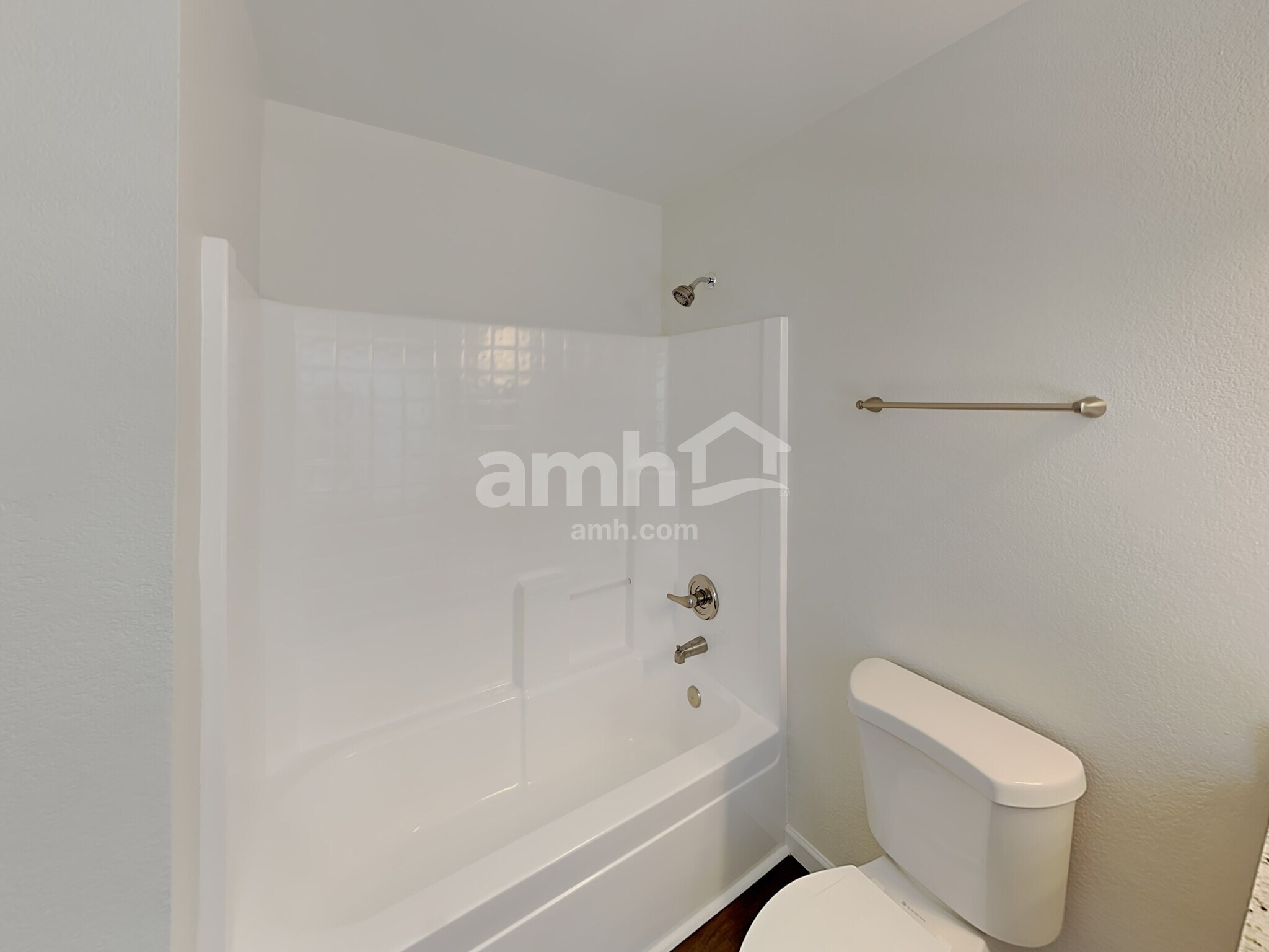 Building Photo - 1108 E Parkview Ct