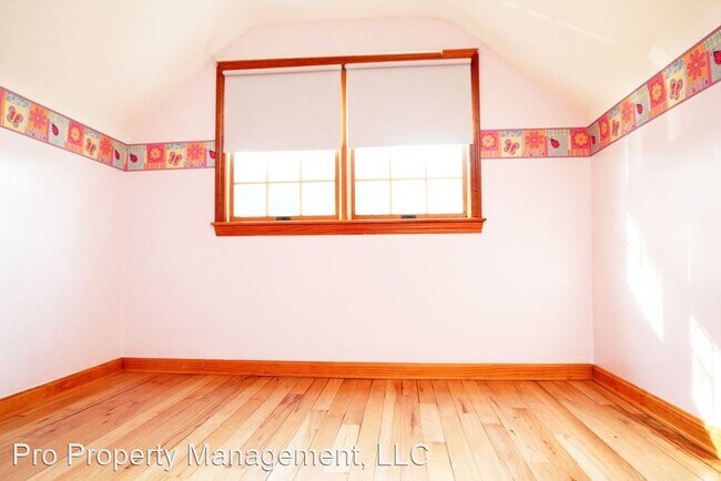 Building Photo - 3 br, 1 bath House - 14 Lynn Circle