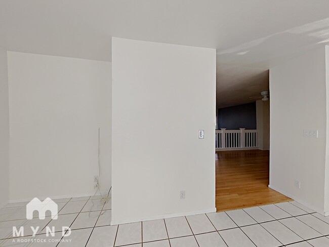 Building Photo - 38830 Garibaldi Common