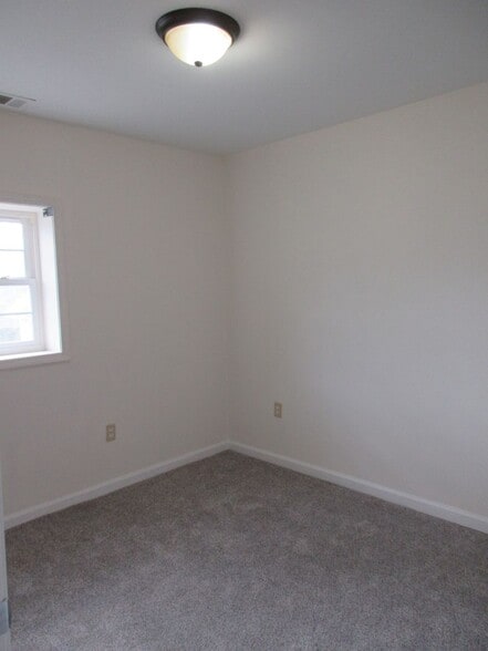 Building Photo - 4501 Packard St