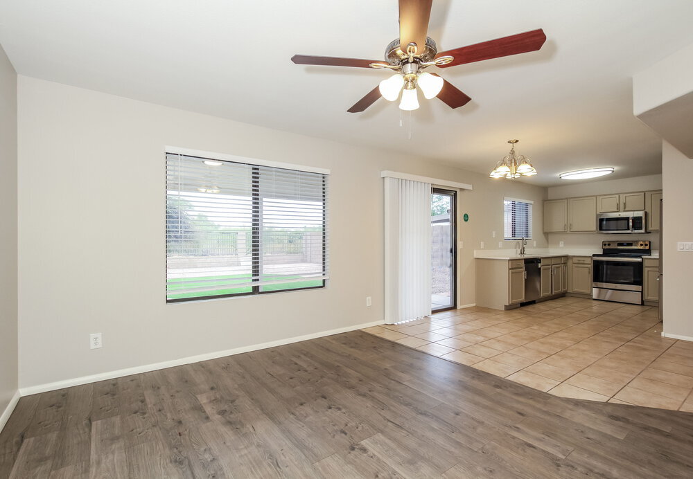 Building Photo - 2165 E Donald Dr