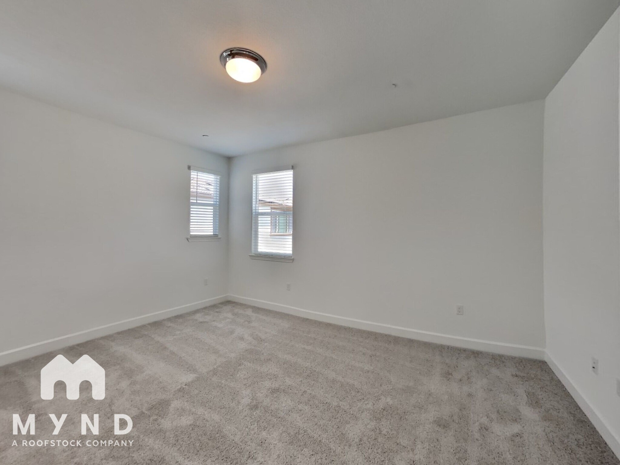 Building Photo - 3567 Damora Ave