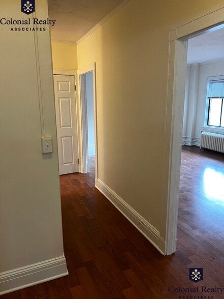 Building Photo - 228 Walnut St