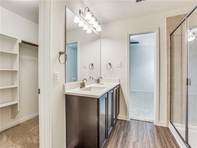 Building Photo - 504 Brook View Ct