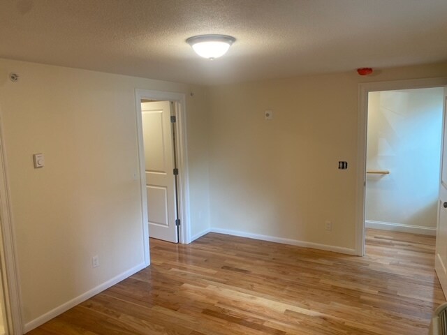 Building Photo - 520 Main St