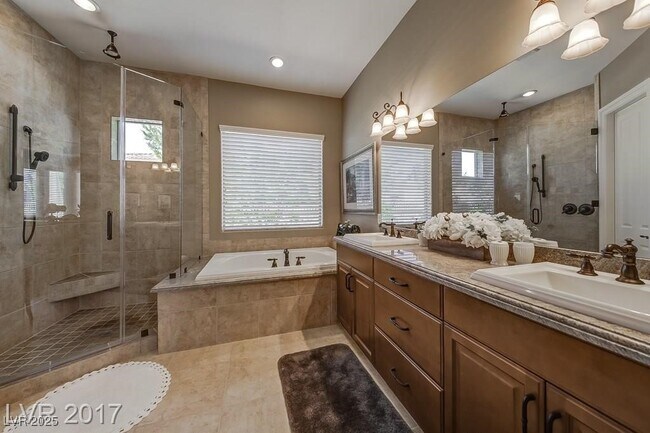 Building Photo - 1340 Dilevante Dr