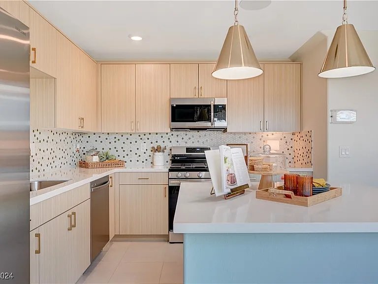 Building Photo - 909 Cadence Vw Wy