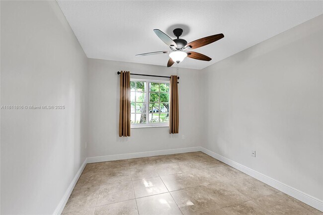 Building Photo - 5511 NW 49th Terrace