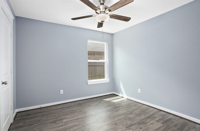 Building Photo - 2716 Bernadino Dr