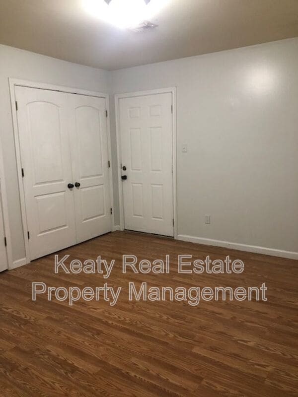 Building Photo - 112 Vieux Orleans Cir