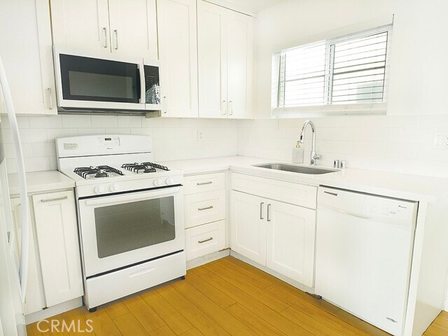 Building Photo - 841 N Bunker Hill Ave.