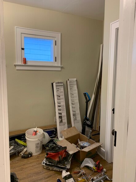 Building Photo - 318 N 41st St