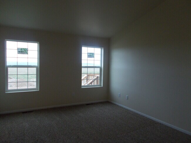 Building Photo - 3 Bed/ 2 Bath/ 2 Car Garage Newer Construction in Billings Heights