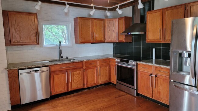 Building Photo - Exclusively Offered by Muse Realty, LLC