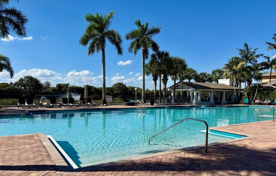 Building Photo - 870 Marina del Ray Ln