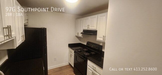 Building Photo - 97 Southpoint Dr