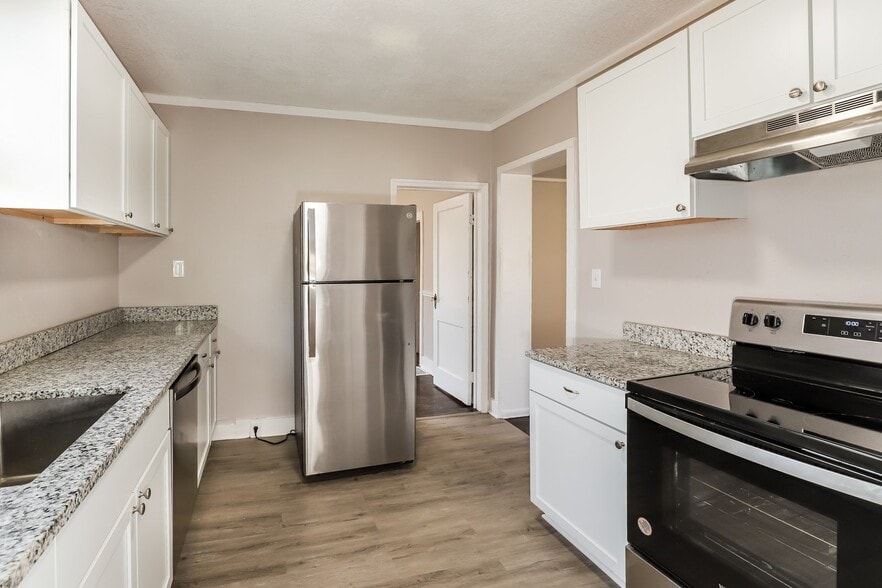 Building Photo - 628 Spruce St