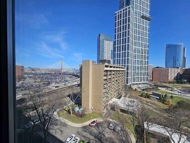 Building Photo - 6 Whittier Pl