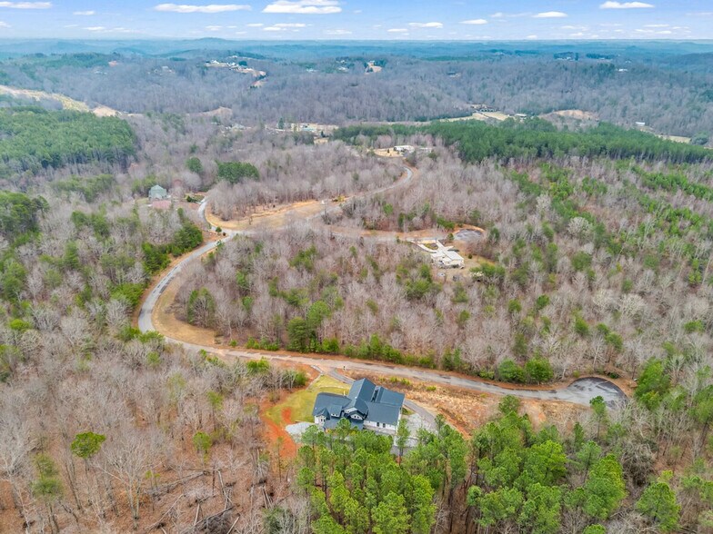 Building Photo - 198 Amberwood Pl