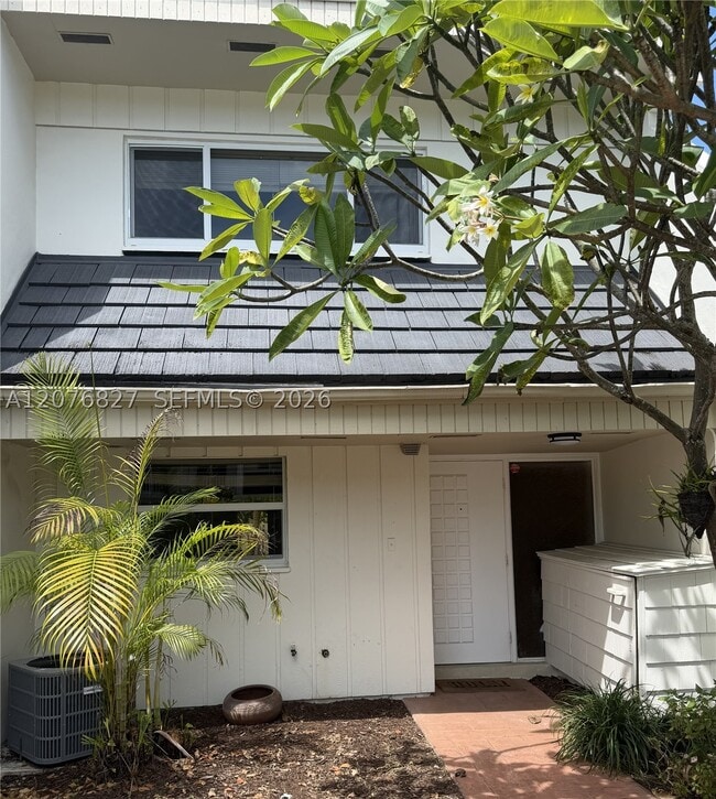 Building Photo - 8110 SW 82nd Pl