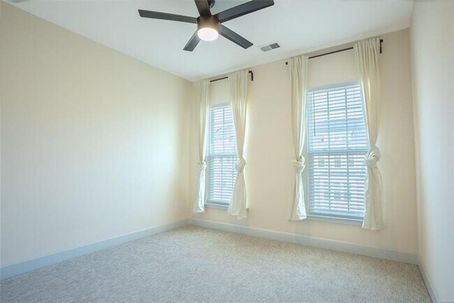 Building Photo - 1059 Caruso Dr