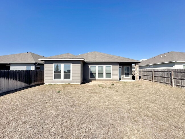 Building Photo - 4bd/3ba in Temple Tx