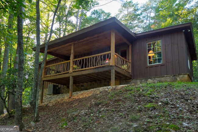 Building Photo - 250 Lovell Ln