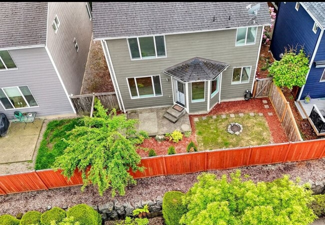 Building Photo - 22622 SE 268th Pl