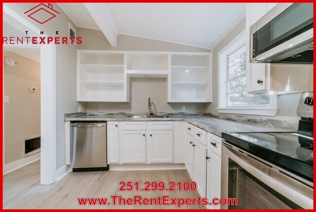 Building Photo - 1377 W Riviera Dr