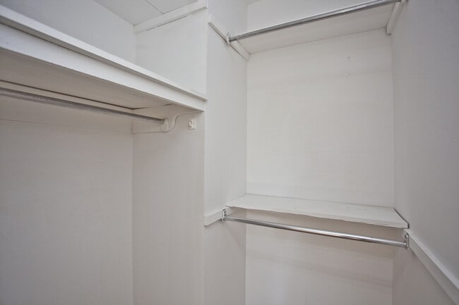 Building Photo - ***33 Sheneman Drive***