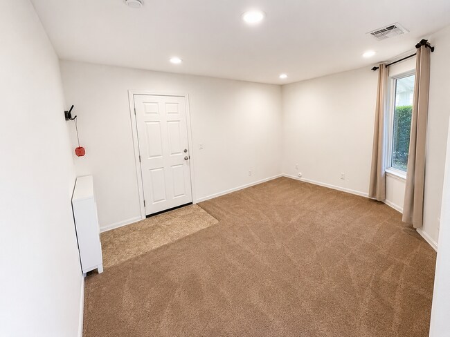 Building Photo - 14838 Nordhoff St
