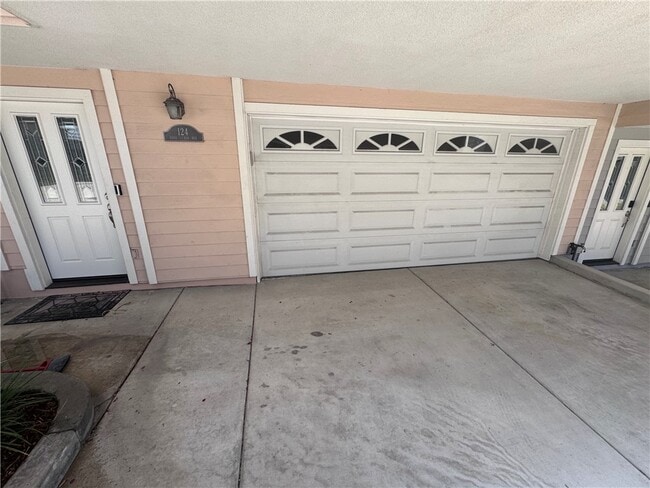 Building Photo - 5092 Guava Ave