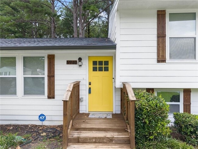 Building Photo - 6940 Cainwood Dr