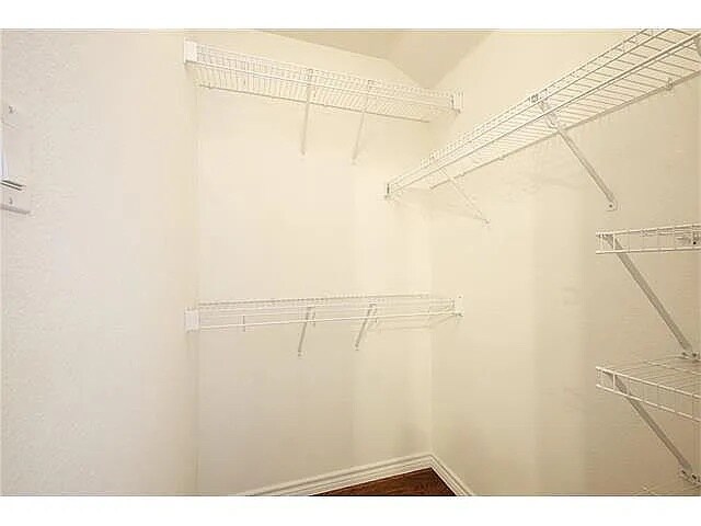 Building Photo - 1310 W Parmer Ln