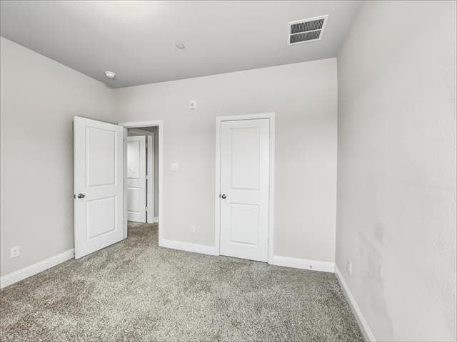 Building Photo - 213 Suma Dr