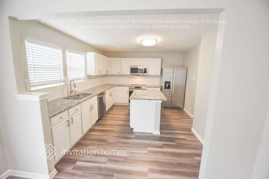 Building Photo - 410 Settlers Ridge Dr