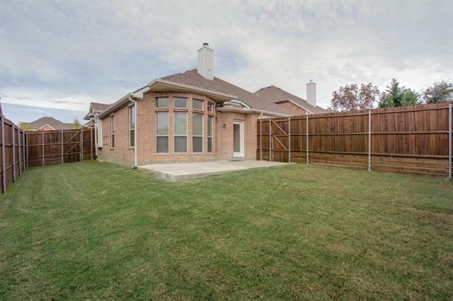 Building Photo - 2477 Del Largo Way
