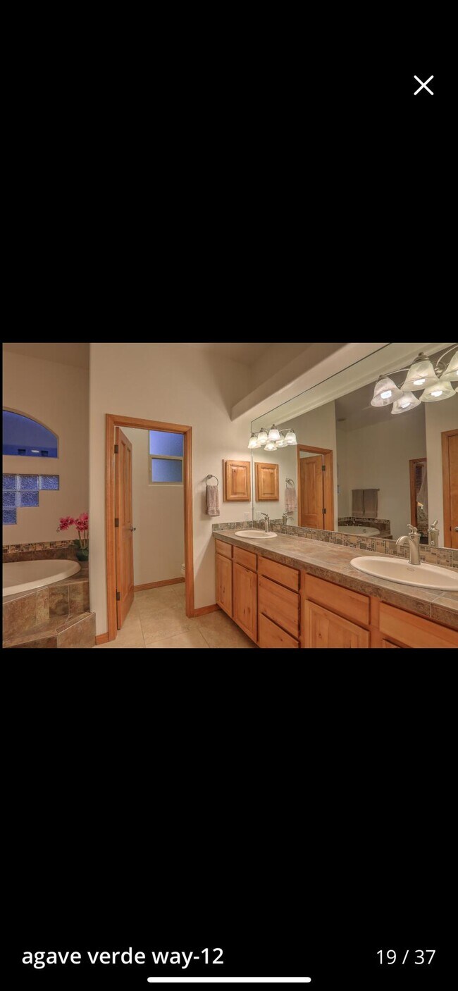 Building Photo - 6531 Agave Verde Way NE